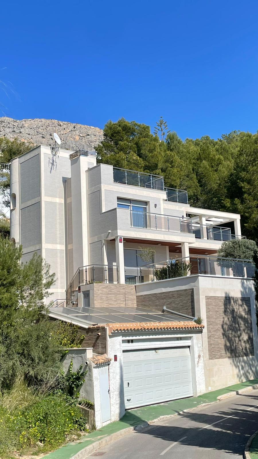 Excelente chalet en Altea Hills.