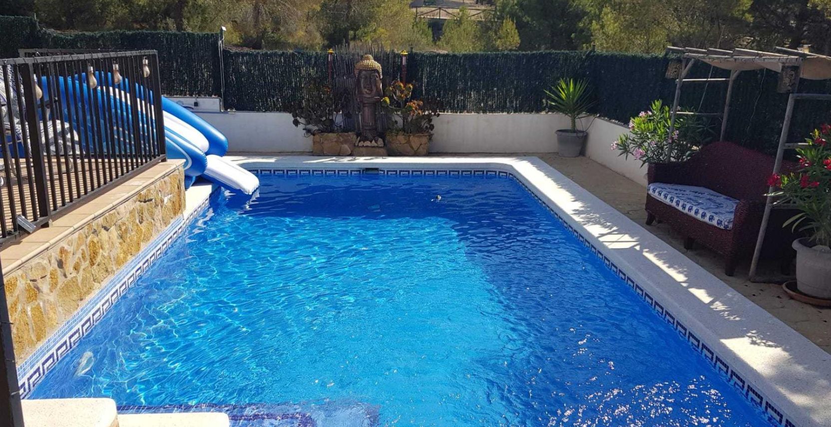 Finestrat. Casa con piscina y parcela