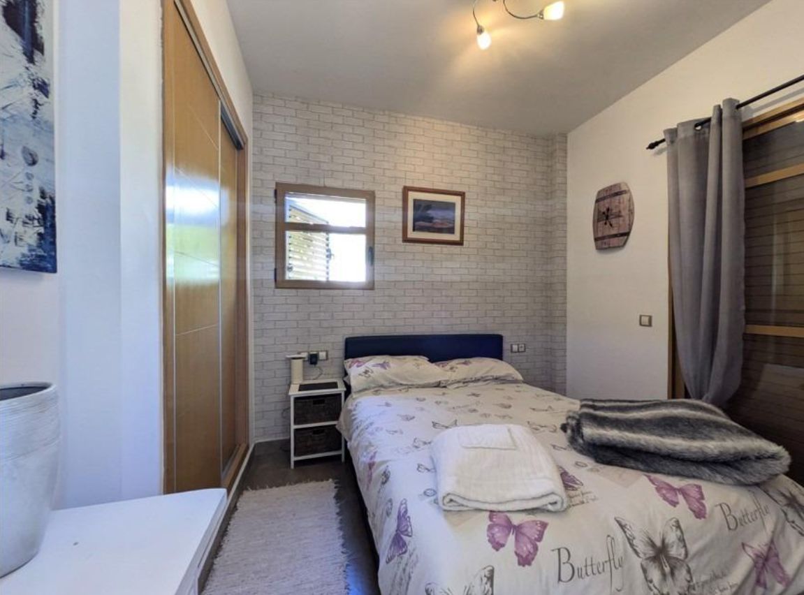 Finestrat. Casa con piscina y parcela