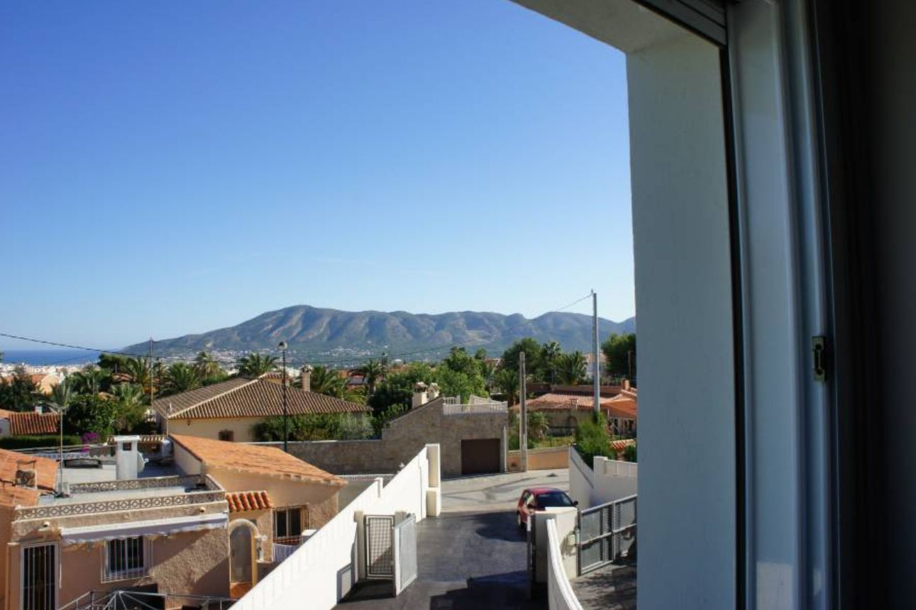 Chalet independiente en Alfas del Pi