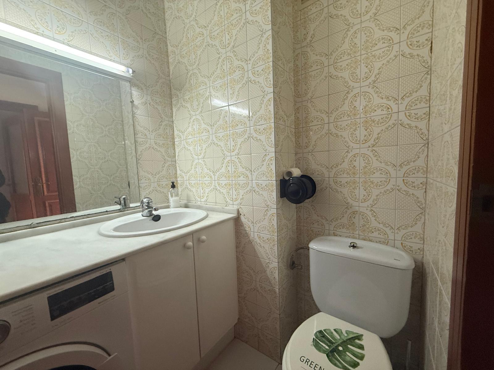 CASA INDEPENDIENTE EN PUEBLO LEVANTE