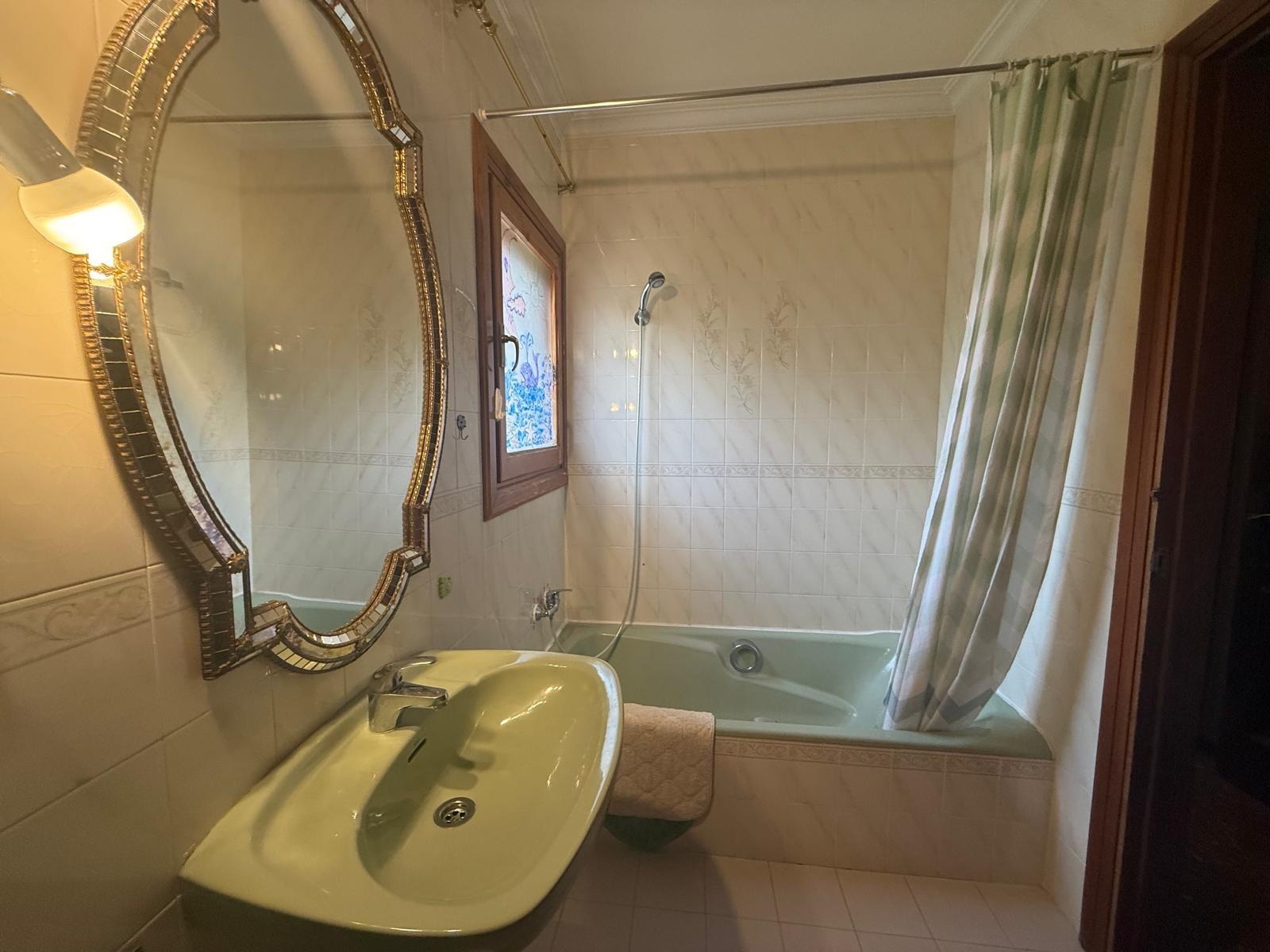 CASA INDEPENDIENTE EN PUEBLO LEVANTE