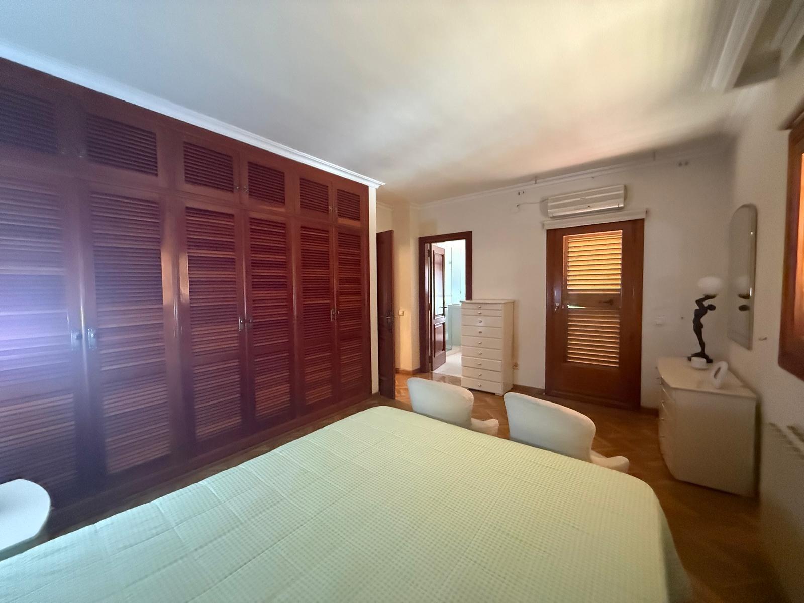 CASA INDEPENDIENTE EN PUEBLO LEVANTE