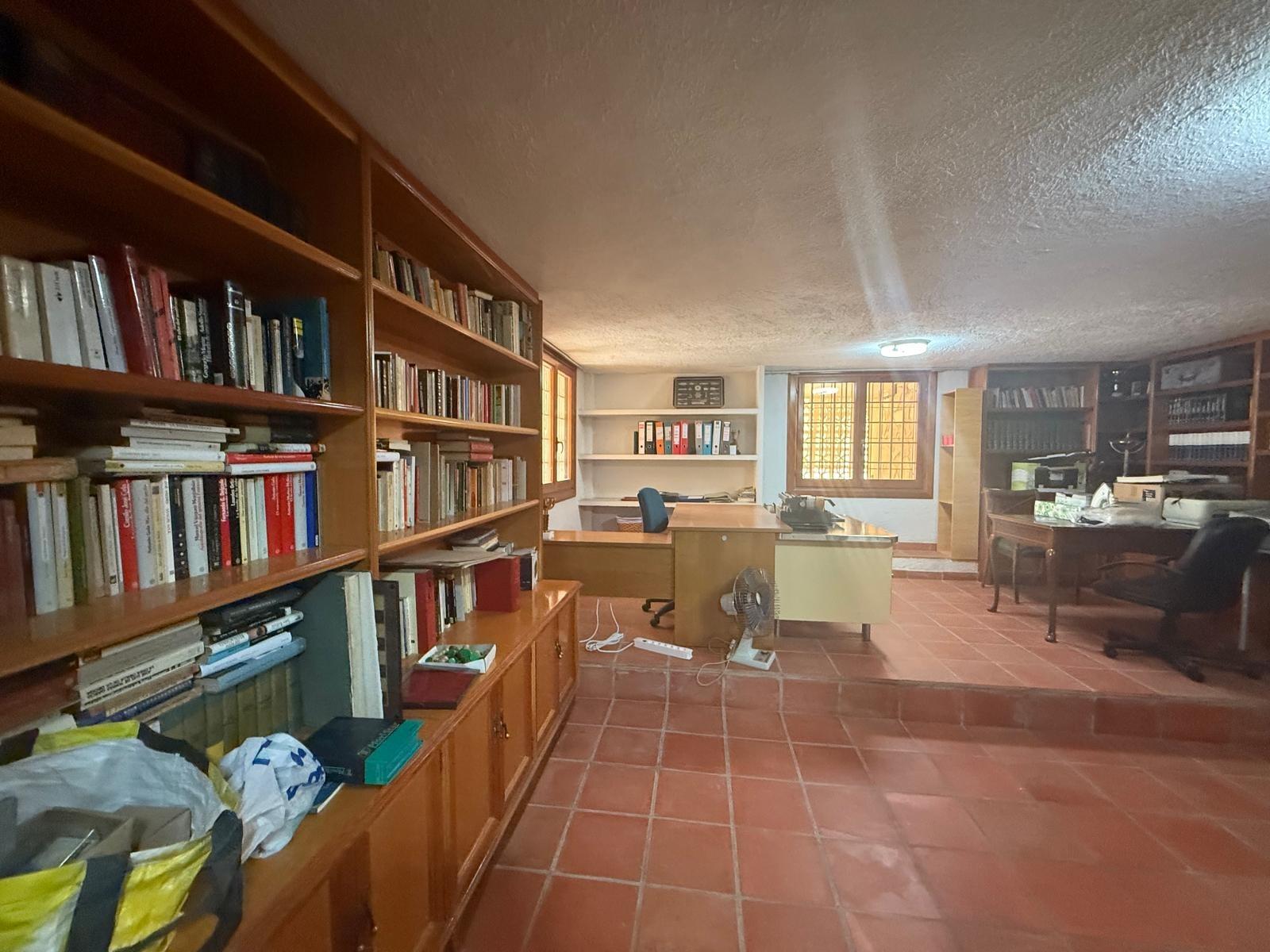 CASA INDEPENDIENTE EN PUEBLO LEVANTE