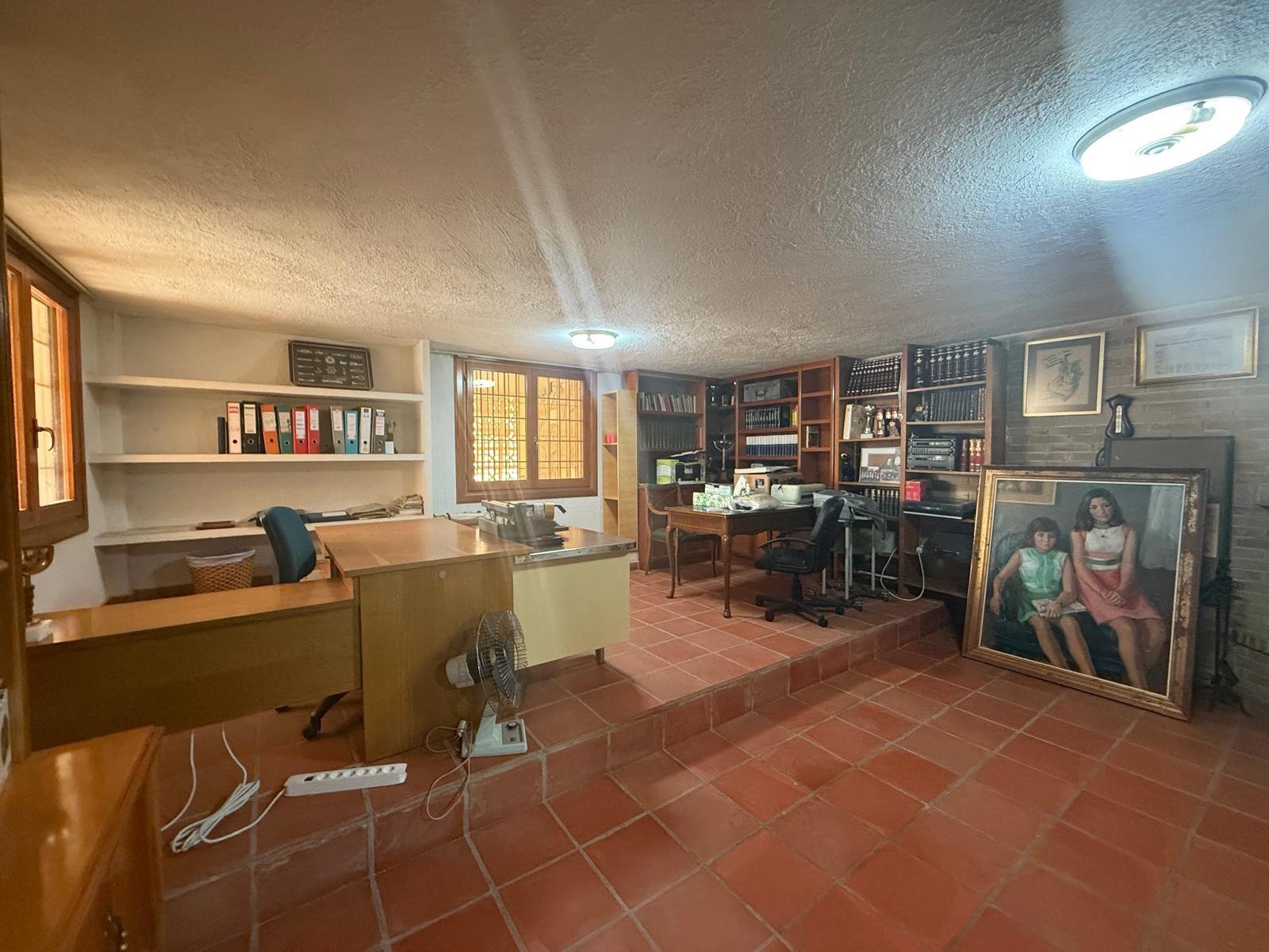 CASA INDEPENDIENTE EN PUEBLO LEVANTE