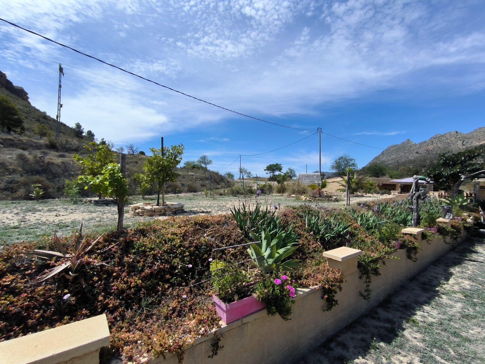 Chalet independiente, en la pintoresca zona de Relleu