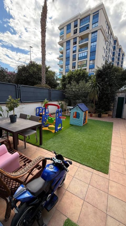 Dúplex de dos plantas en la Bahía de Villajoyosa
