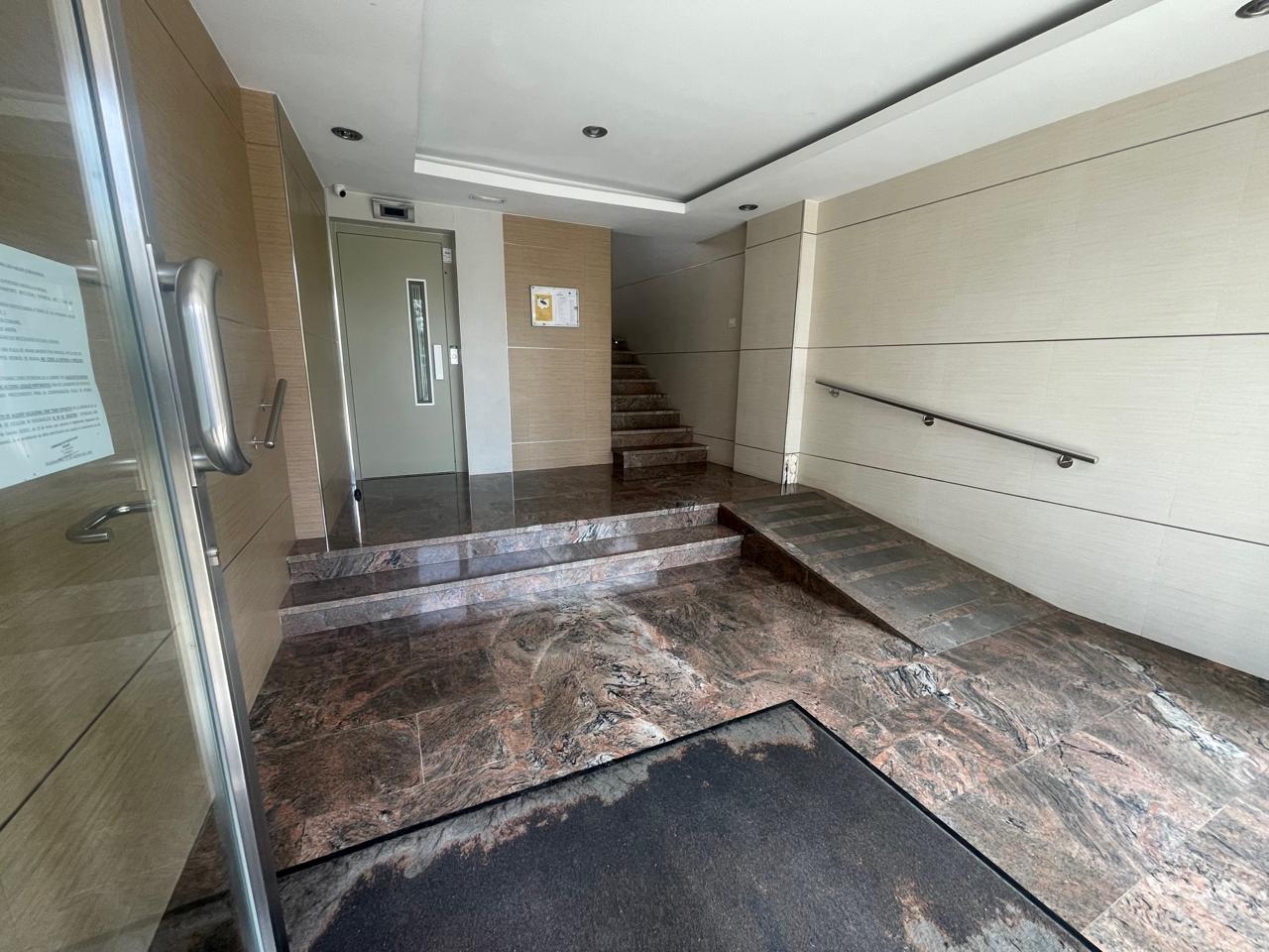 Piso en venta en Benidorm con excelente ubicación.