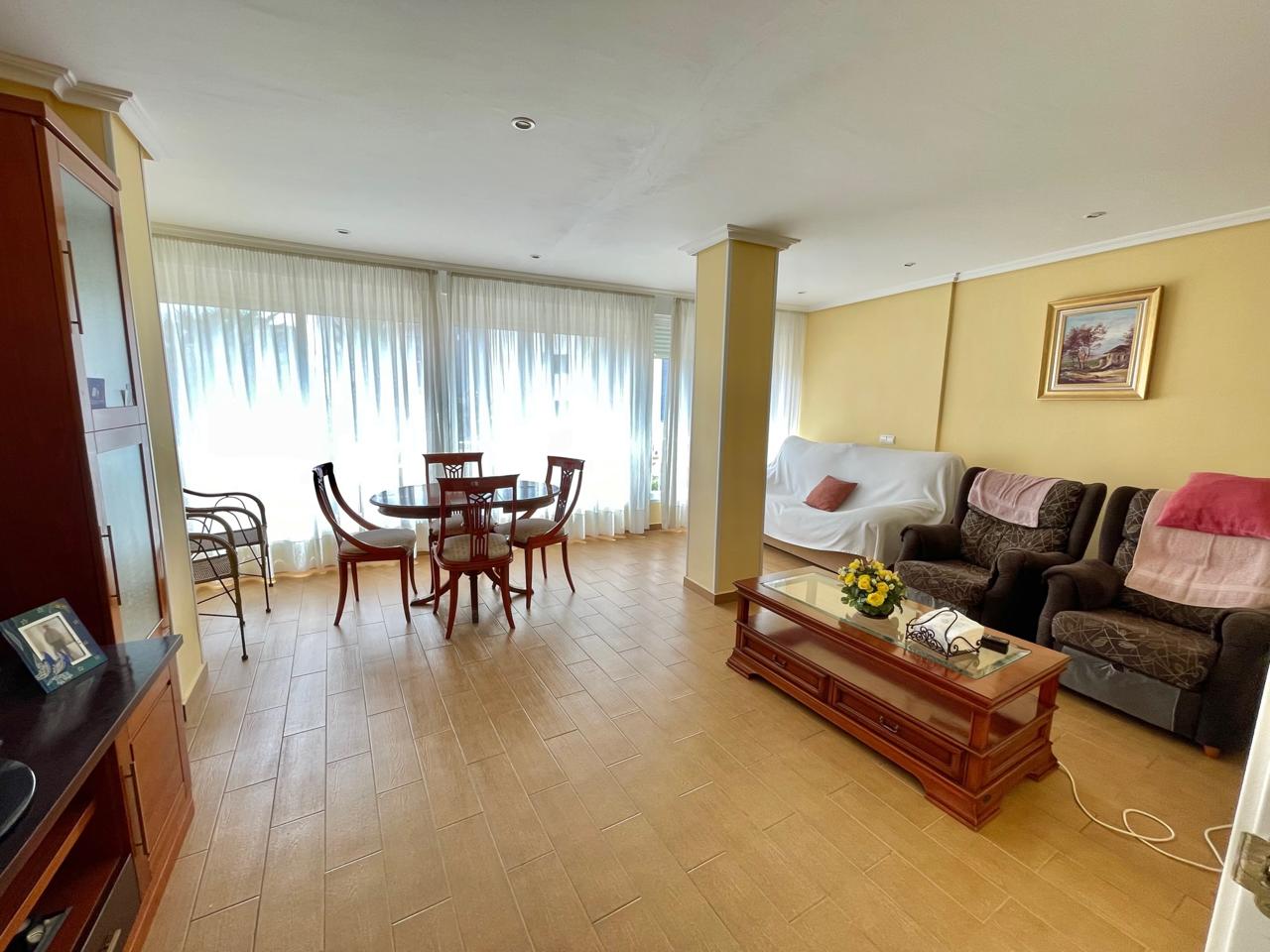 Piso en venta en Benidorm con excelente ubicación.