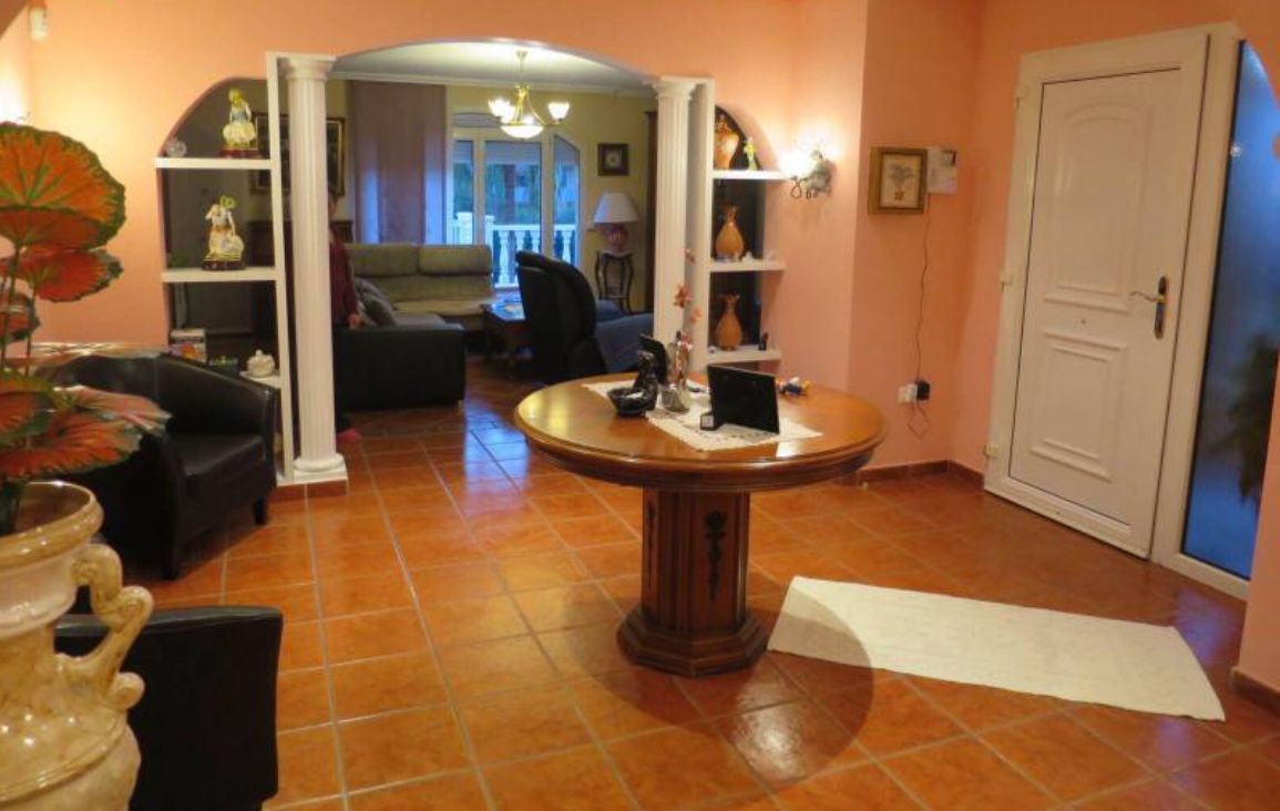 Magnífica villa en La Nucía (Alicante)