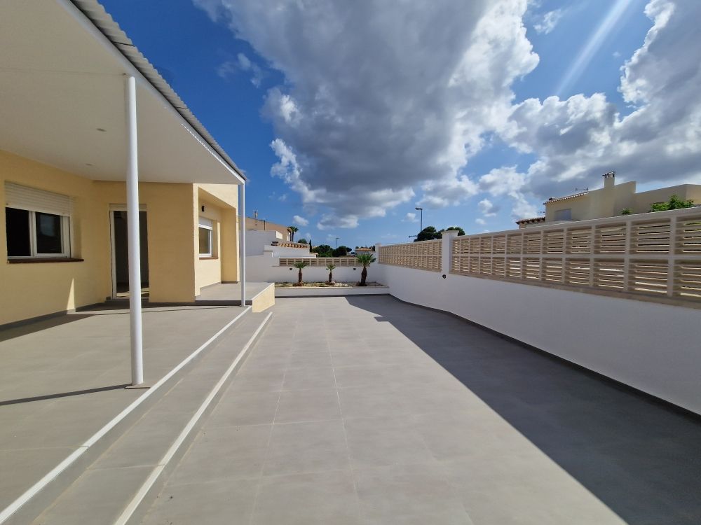 Casa bifamiliar en La Nucia