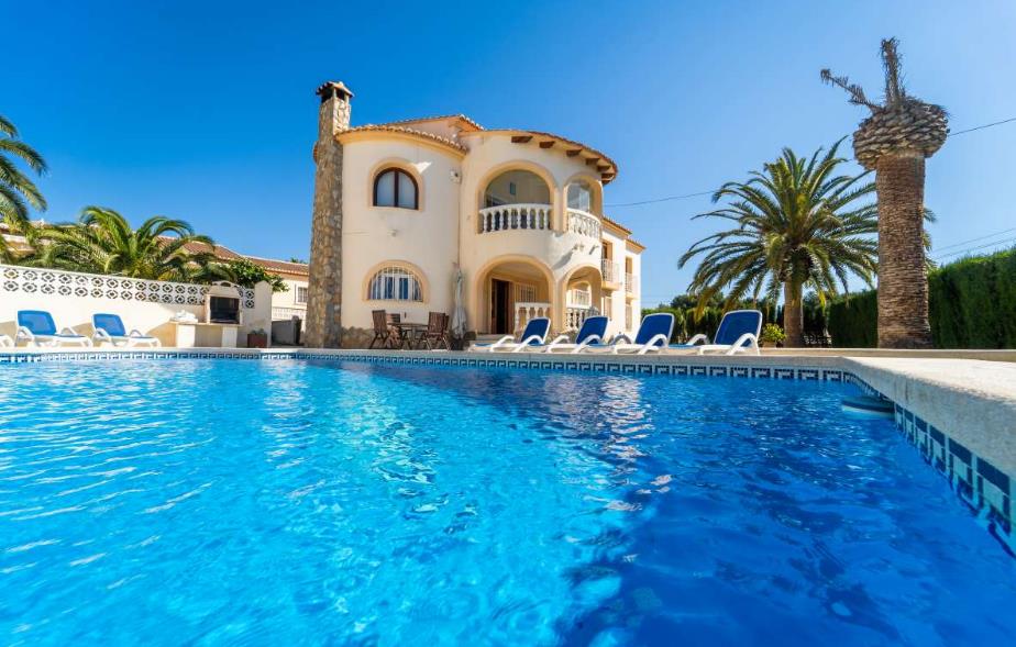Beautiful Mediterranean style villa in Calpe