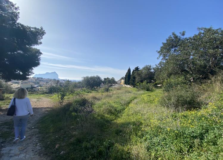 Stunning flat plot in Calpe overlooking the Rock to the south