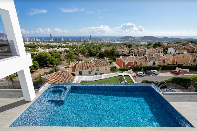Nouvelle villa à Finestrat avec vue panoramique sur la mer