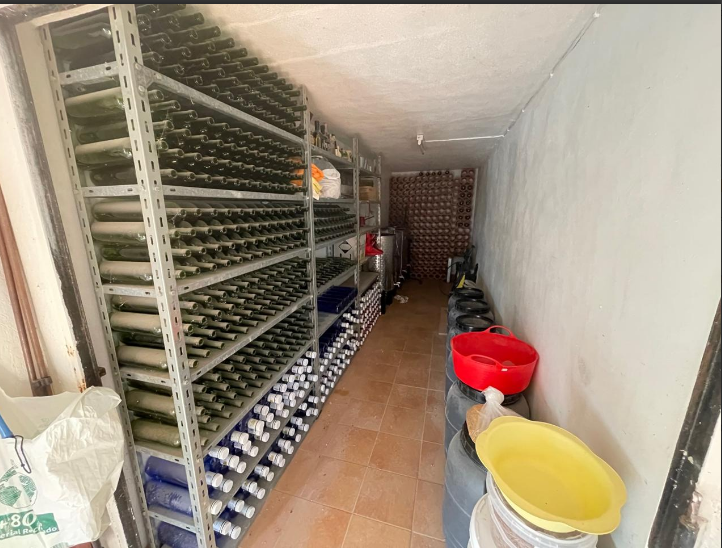 Casa en Relleu con una gran parcela