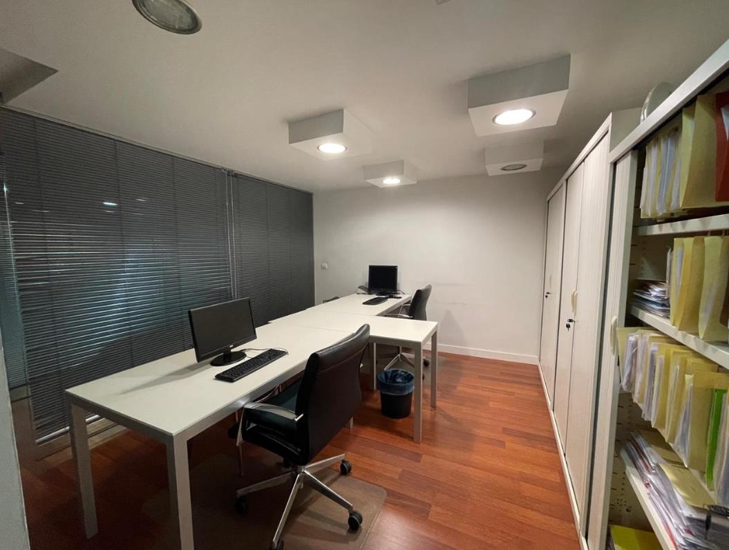 OFFICE IN BENIDORM WITH GOOD LOCATION