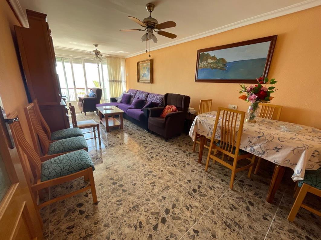 Duplex apartment on the first line of the Levante beach, Benidorm.