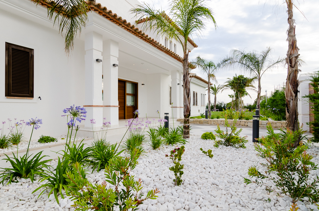 A new luxury villa for sale in Finestrat
