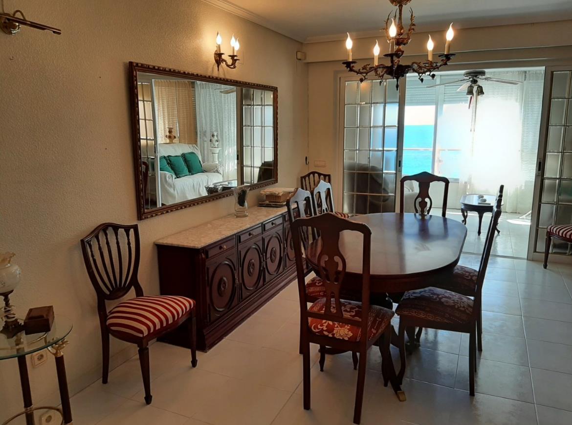 Appartement sur la première ligne de Levante (Benidorm)