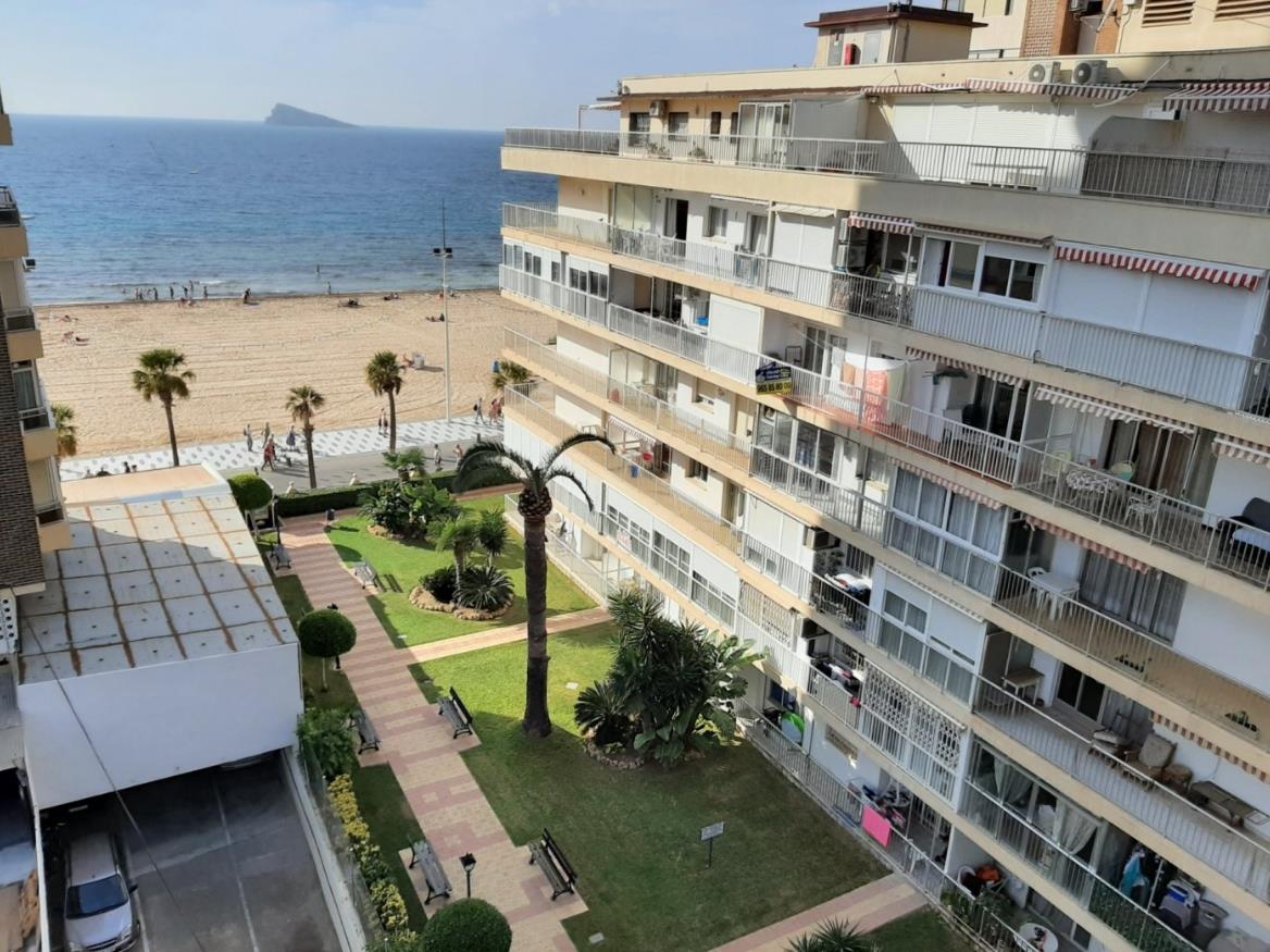 Appartement sur la première ligne de la plage de Levante.