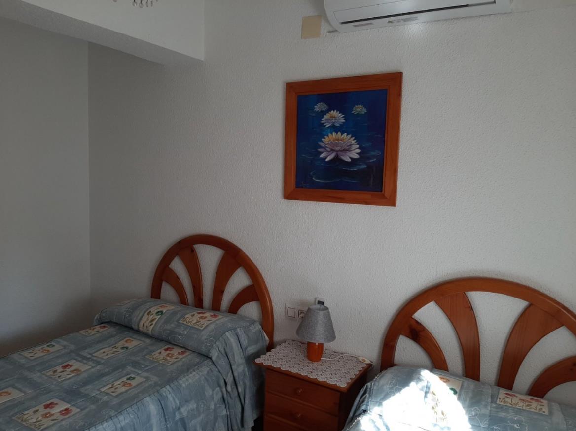 Apartment on the first line of the Levante beach.