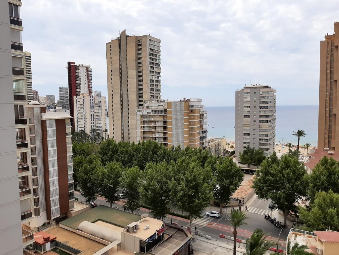 Appartement naast het Levante strand, met uitzicht op zee