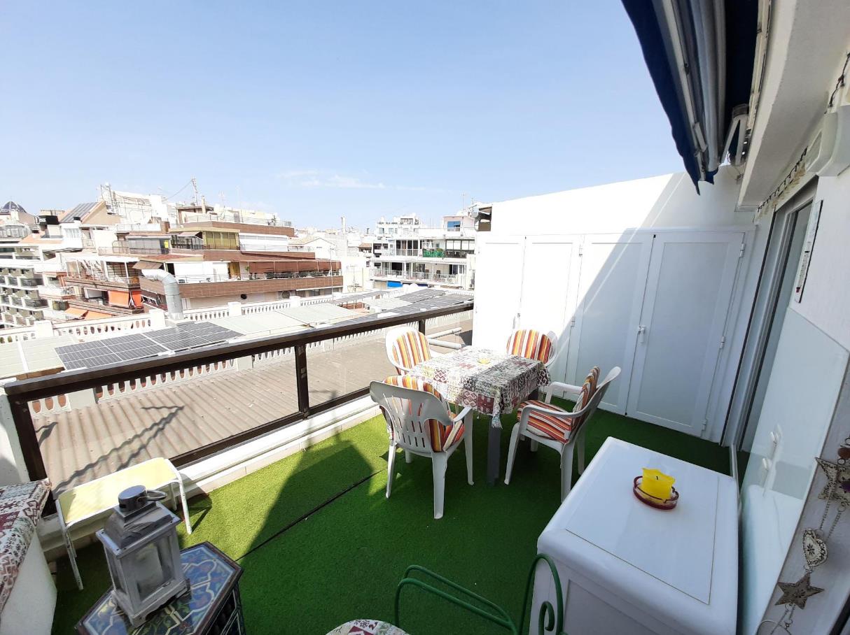 Appartement aan zee in Levante