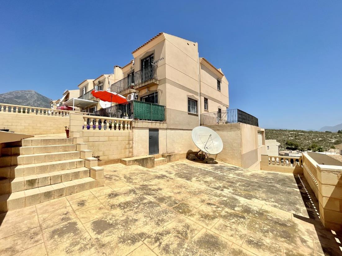 Villa individuelle avec piscine et vue sur la mer à La Nucia